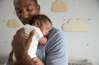 Postpartum Support for New Dads: Navigating the challenges of Fatherhood